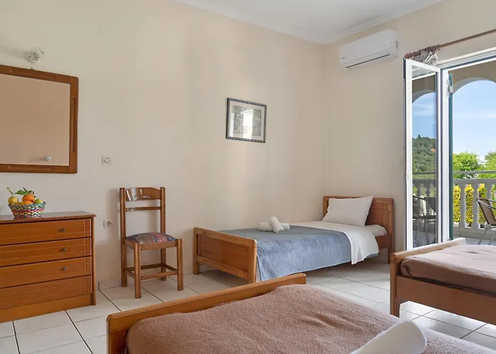 Sandy Maria 604 扎金索斯镇