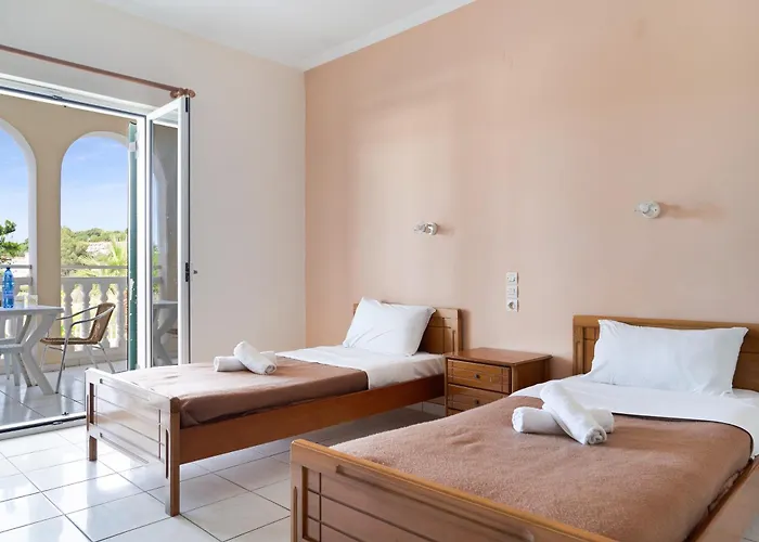 Sandy Maria 604 扎金索斯镇